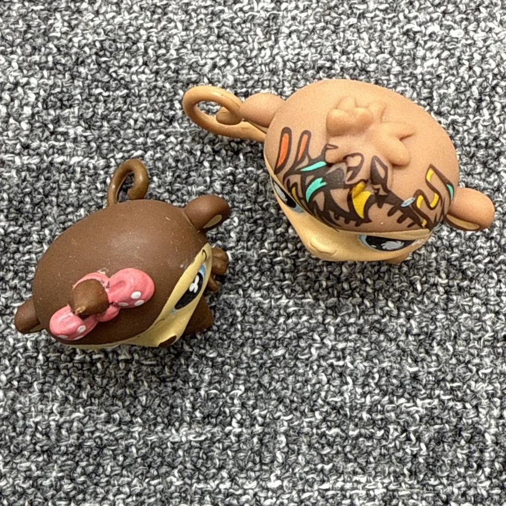 Littlest Pet Shop LPS #501 Monkey 2006 & #946 Monkey 2007 Hasbro‎